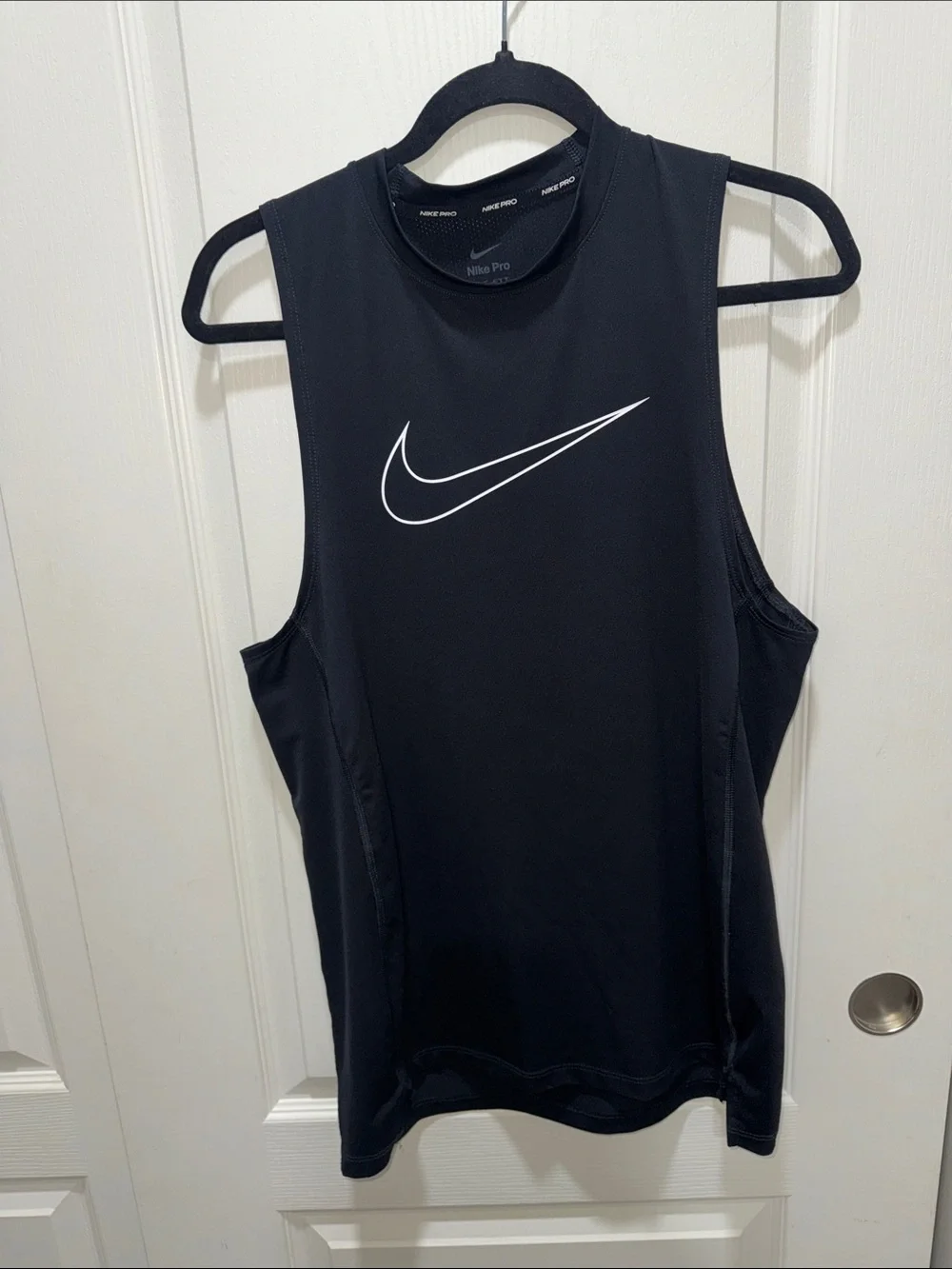 Nike Pro Dri-FIT Black Sleeveless Compression Training Tank Men’s medium